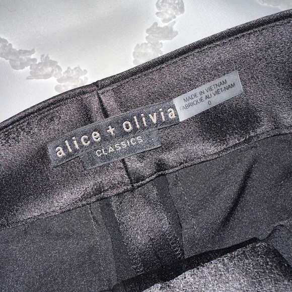 Alice + Olivia Dylan Satin Wide Leg Pant, Black, 0 - Picture 4 of 9